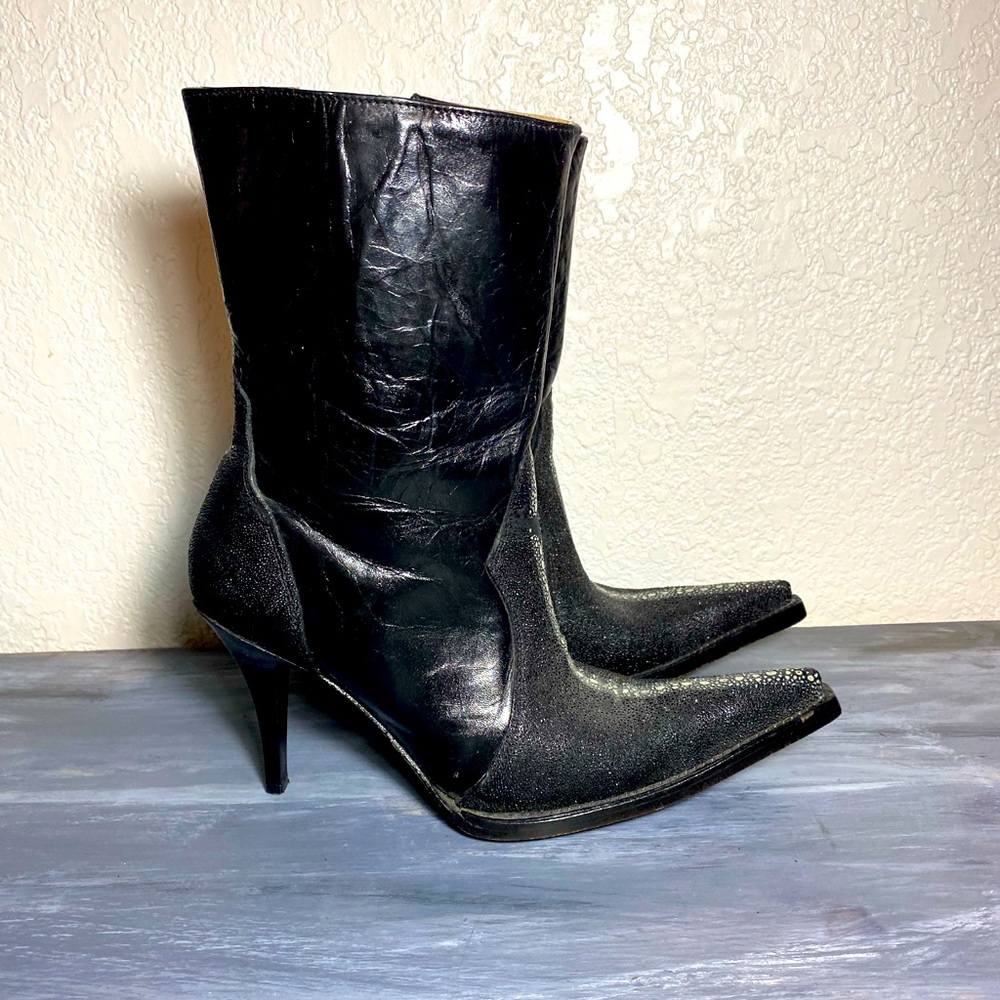 Stingray stiletto leather booties sz 6.5 women